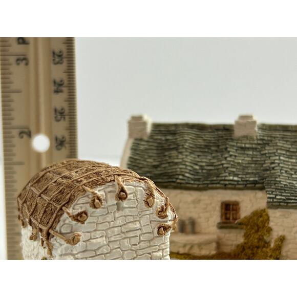 Lilliput Lane Hegarty’s Home 1989 Irish Collection Cottage w Box & Booklet - Picture 14 of 14